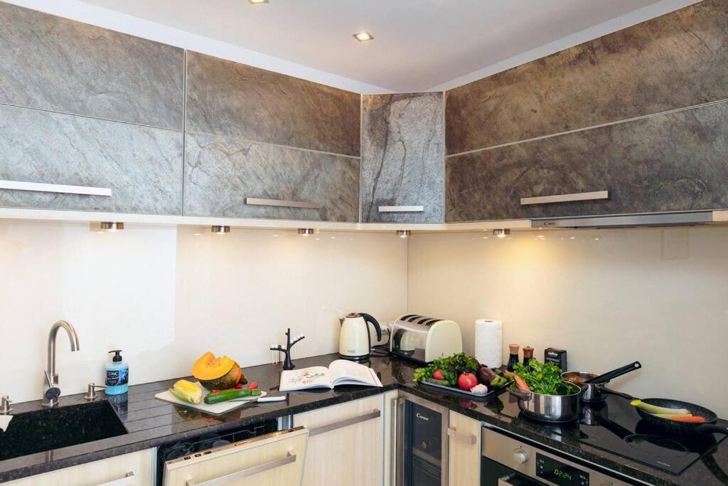 Apartment In The Heart Of Warsaw! 外观 照片